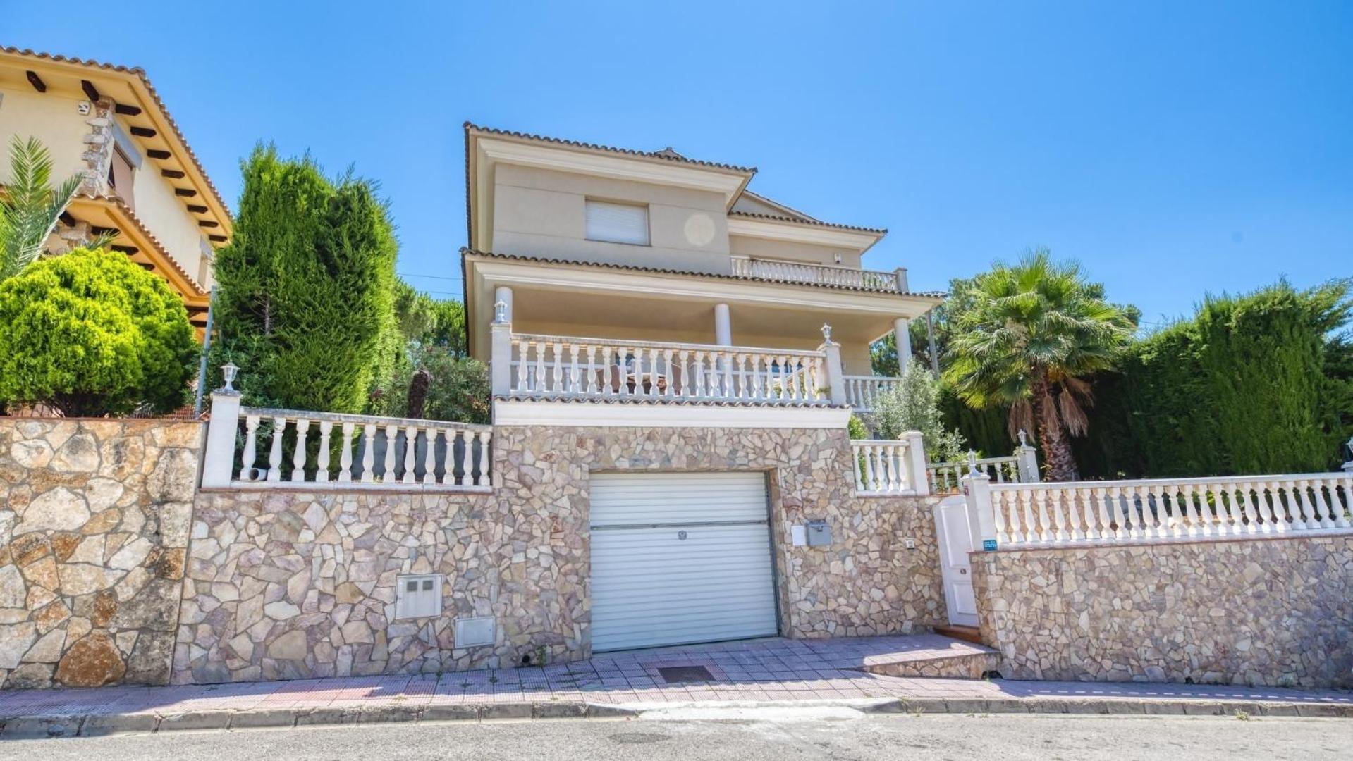 Costacabana - Lorena Villa *